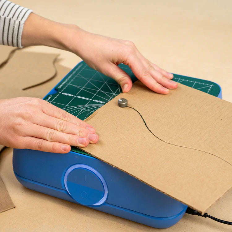 🔧 ChompSaw – Scie Jouet avec Perforatrice & Outil de Marquage | JeuxPourToi™